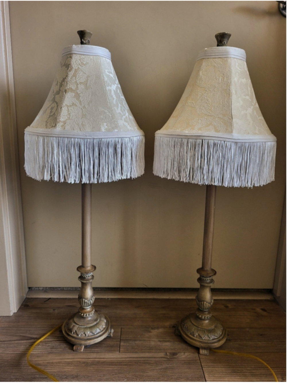 Vintage Pair Hollywood Regency Fringe Table Lamps Ivory Damask Shades